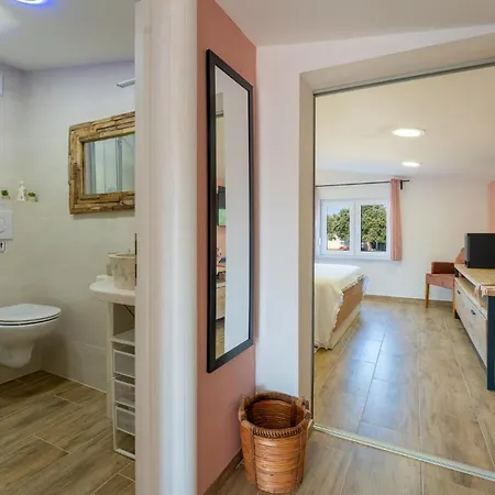 Nyaraló Lovely In With Sauna *