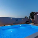 In With Sauna * Peroj