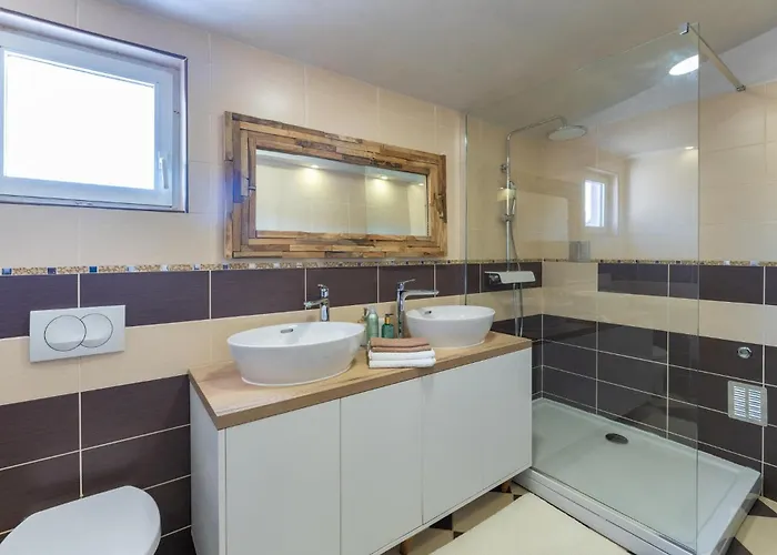 度假居 Lovely In With Sauna